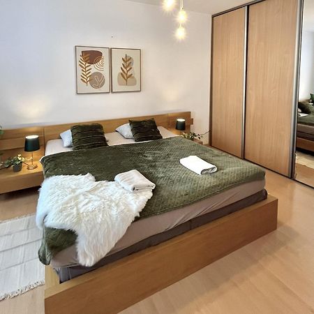 Apartment Tina - Old Town, Ac, Free Private Parking 布拉迪斯拉发 外观 照片